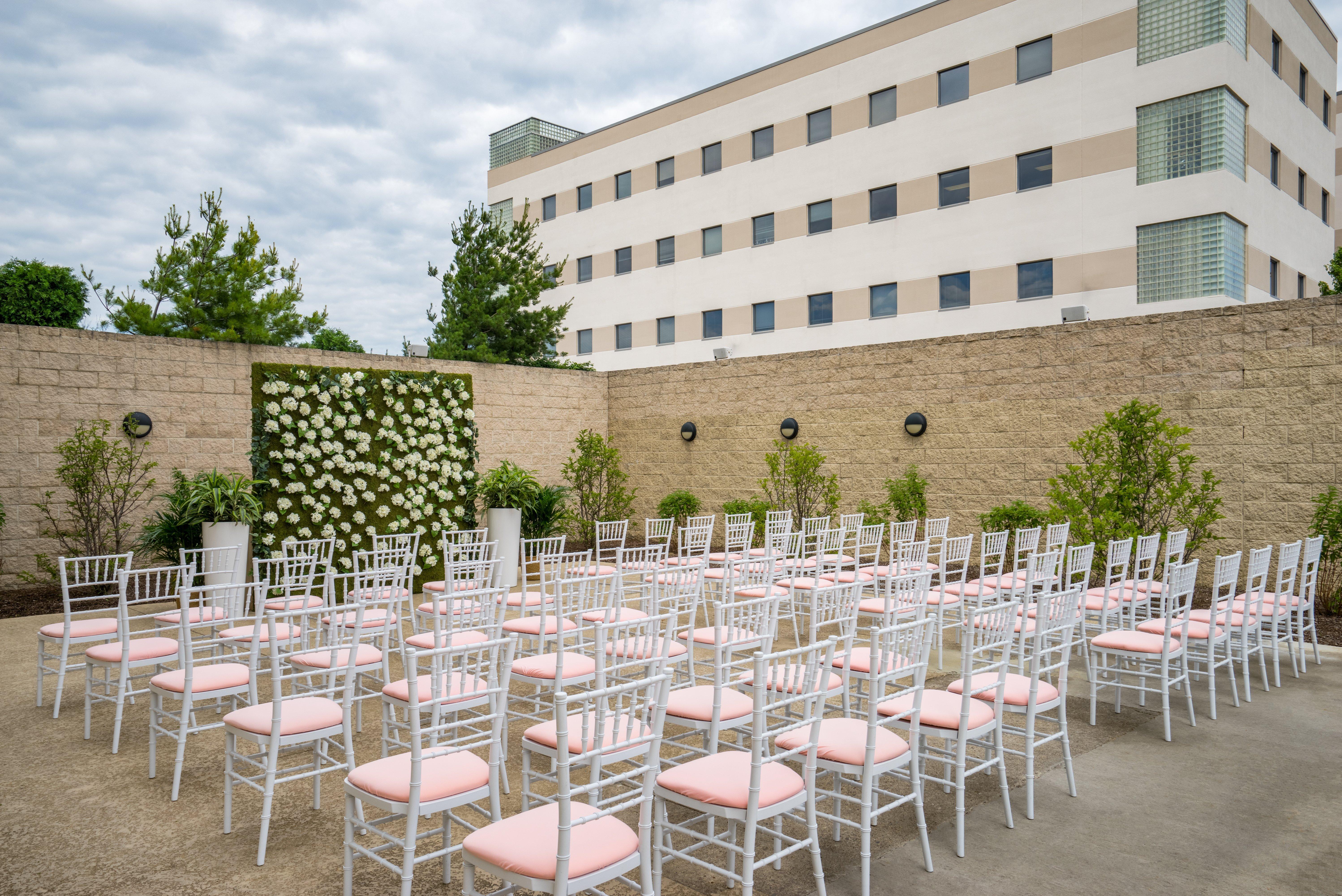 Crowne Plaza Hotel And Suites Pittsburgh South By Ihg Mt. Lebanon Bagian luar foto