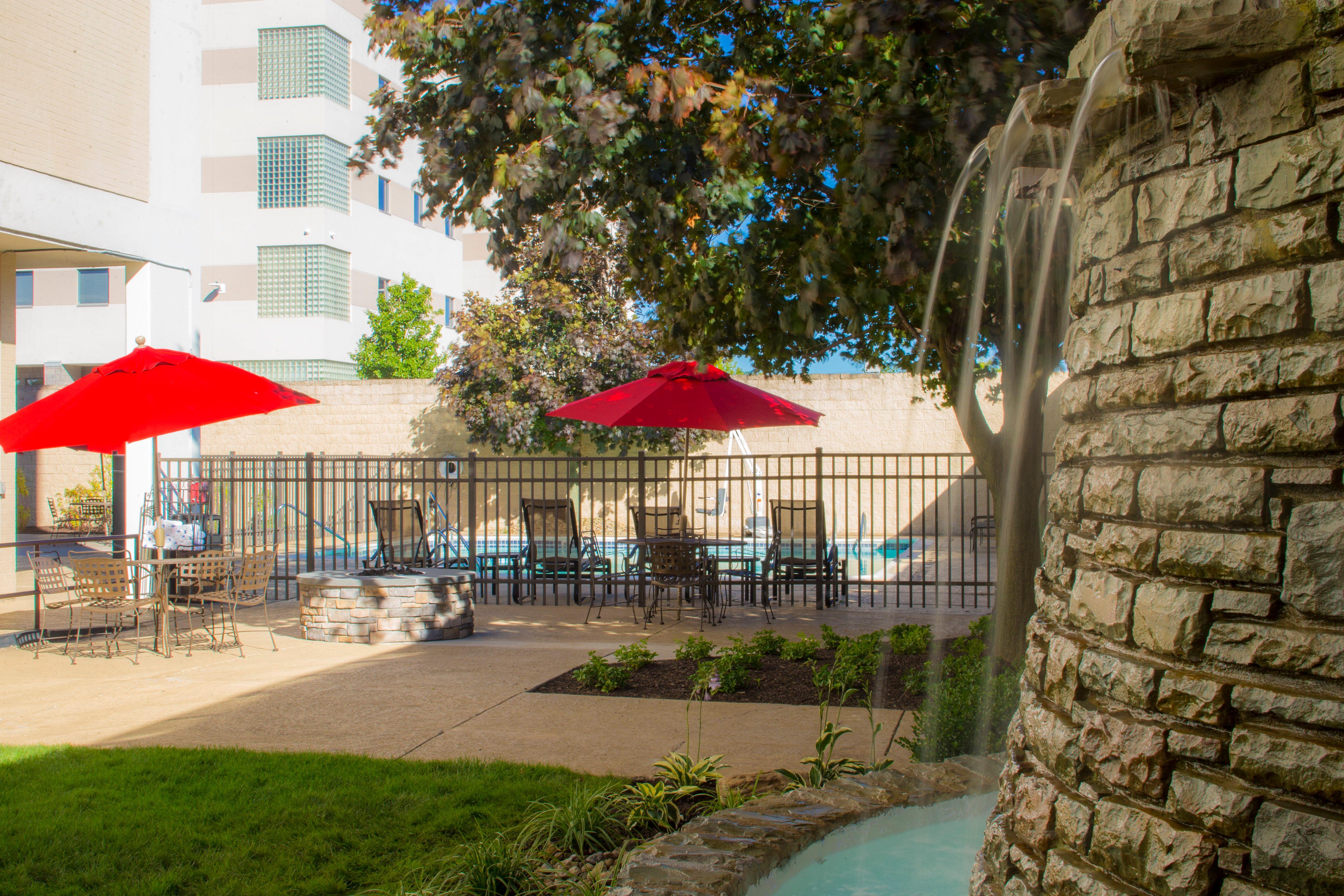 Crowne Plaza Hotel And Suites Pittsburgh South By Ihg Mt. Lebanon Bagian luar foto